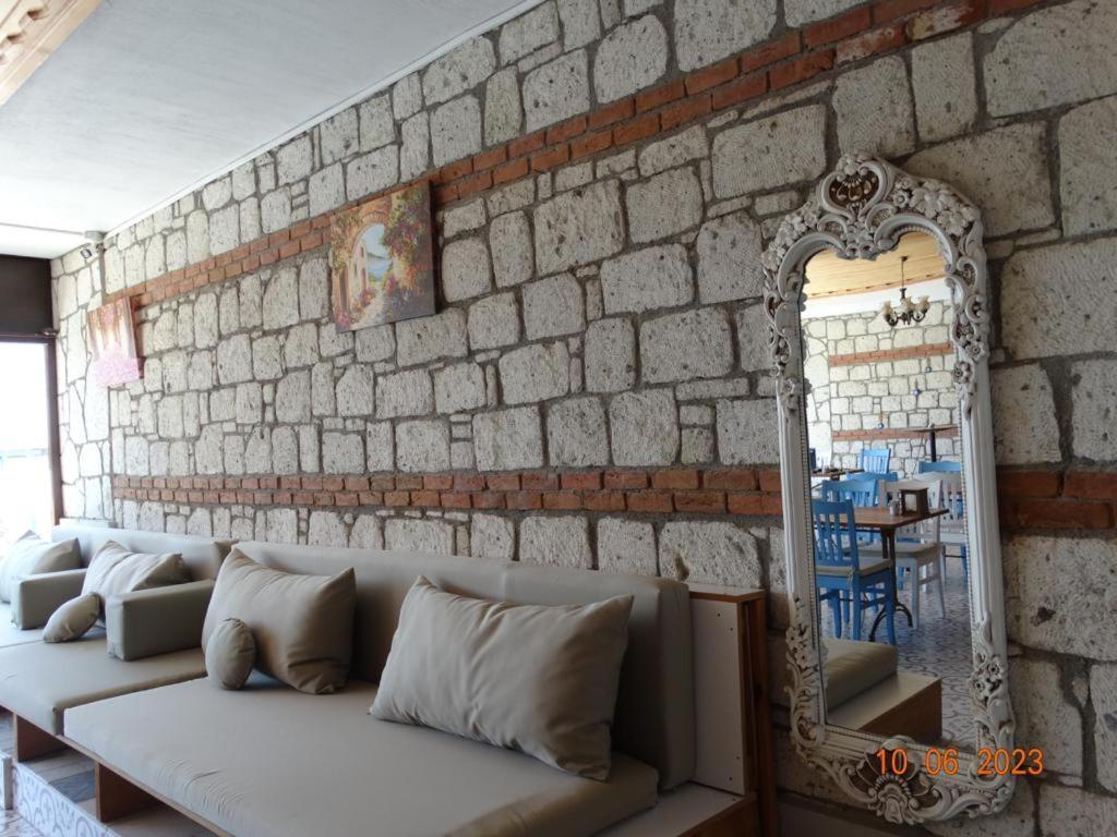 Surya Butik Alaçatı Exterior photo